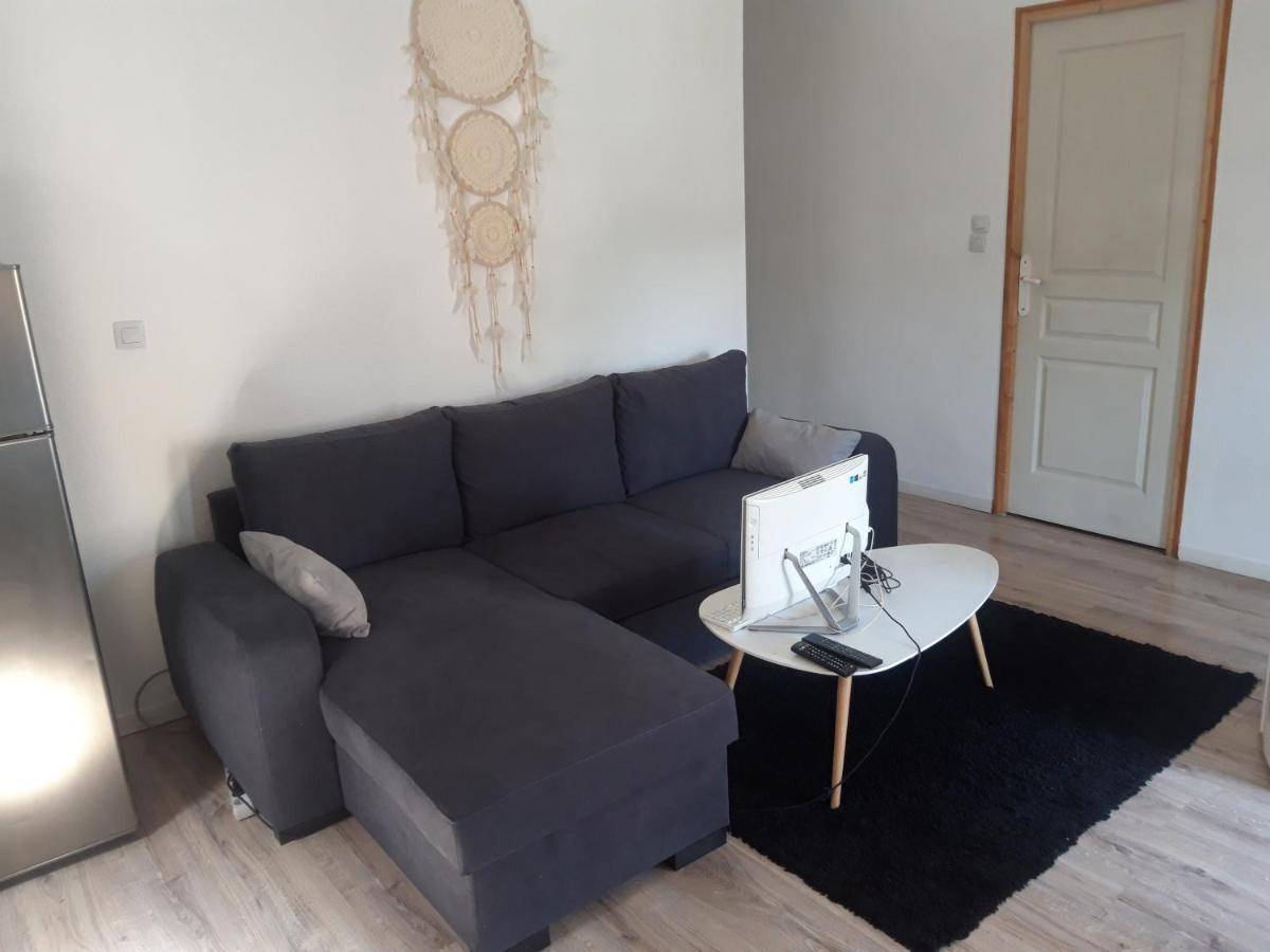 Appartement F1 Meuble 3 Personnes Aubenas Ngoại thất bức ảnh