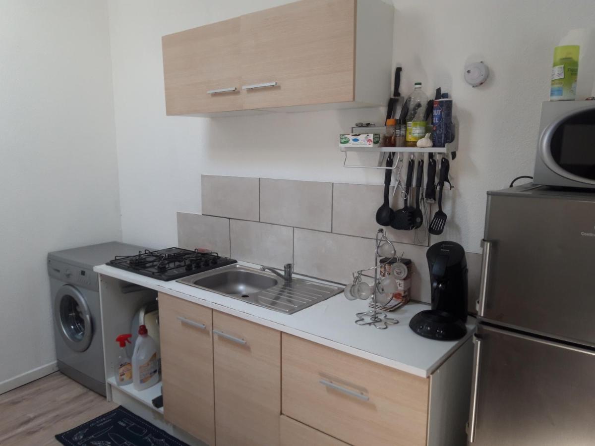 Appartement F1 Meuble 3 Personnes Aubenas Ngoại thất bức ảnh